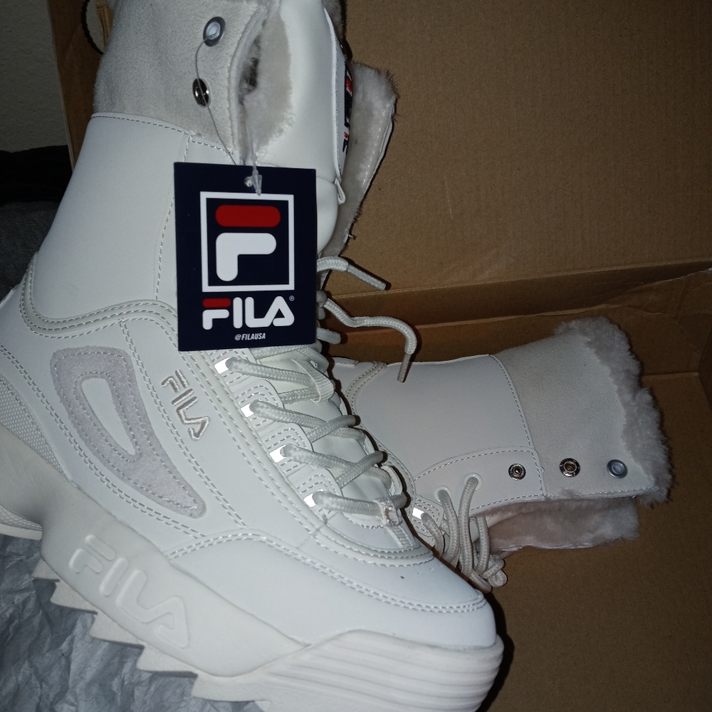 Fila Disruptor Boot sz 7